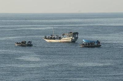 ソマリアの海賊、ギリシャのタンカーを解放