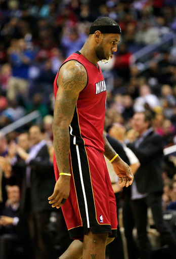 ヒート、ホワイトハウス訪問翌日に大敗し3連敗