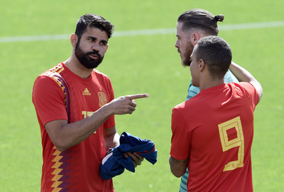 スペインはコスタとナチョが先発　W杯初戦ポルトガルと大一番