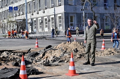 キーウで「ロシアのロケット弾撃墜」 市長