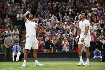 カバル/ファラ組がウィンブルドン男子複V、約5時間の死闘制す