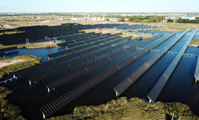 CNPC初の水上太陽光発電所、大慶油田にクリーン電力供給