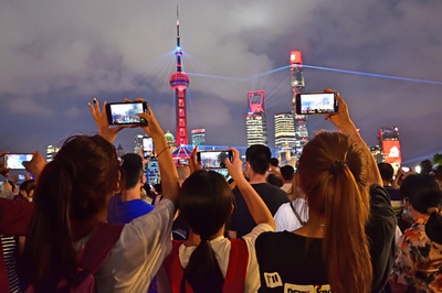 中国経済、10年ぶりに8％成長へ