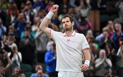 マレーがウィンブルドン3回戦進出、オッテに逆転勝利