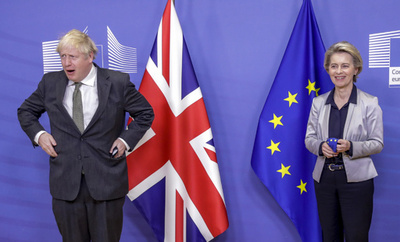 英EU通商協議、詰めの作業は徹夜に EU側報道官