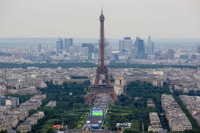 エールフランス操縦士がストへ、欧州選手権の応援に影響も