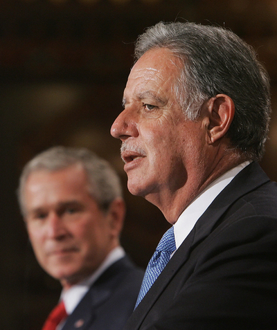 ブッシュ大統領、ベルシェ大統領と会談 南米歴訪4か国目 - グアテマラ