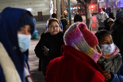 移民支える米市民 国境の街テキサス州エルパソ