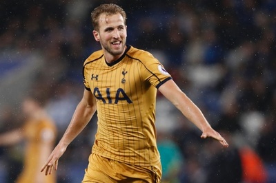 ケインが4得点の活躍で指揮官「彼を手放さない」、トッテナムはレスターに6発快勝