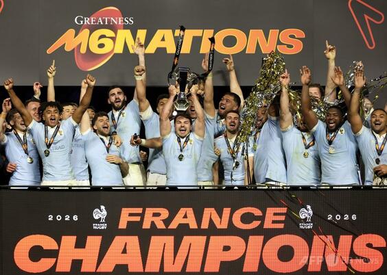 仏がシックスネーションズ連覇、イングランドとの激闘制す