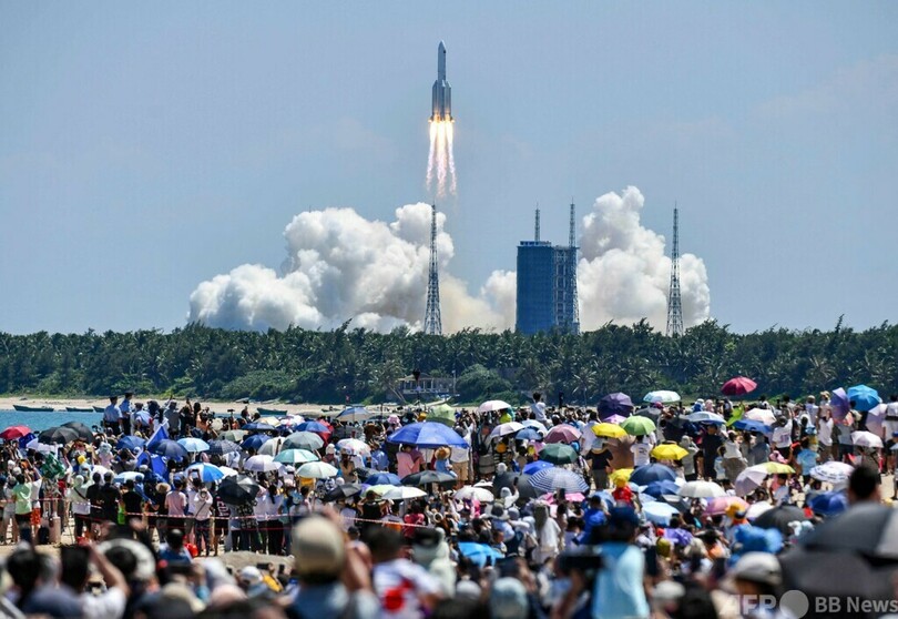 中国ロケット、制御不能で落下 米当局者