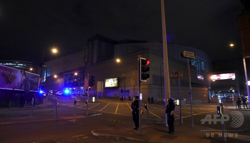 英マンチェスターのコンサート会場で爆発、19人死亡 テロの疑い
