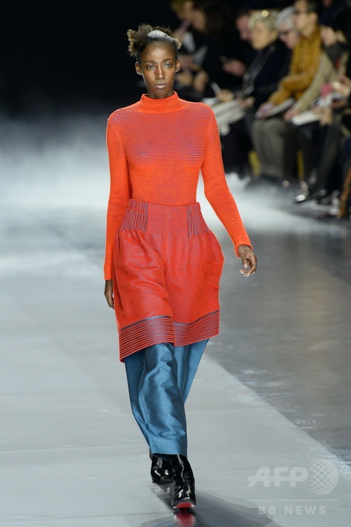 「イッセイ ミヤケ」16/17年秋冬