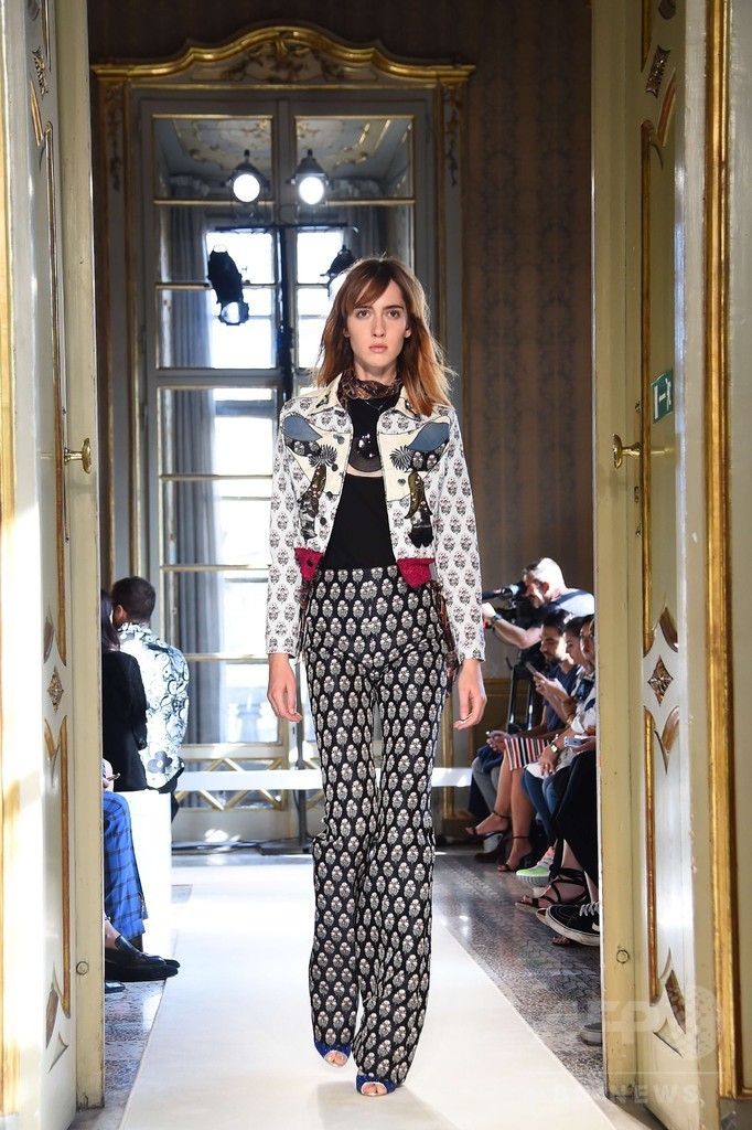 「ジャンバ」17年春夏