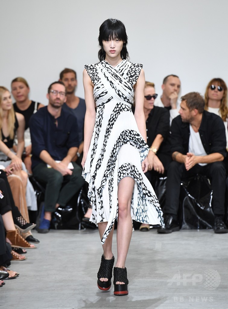 「プロエンザ スクーラー」17年春夏