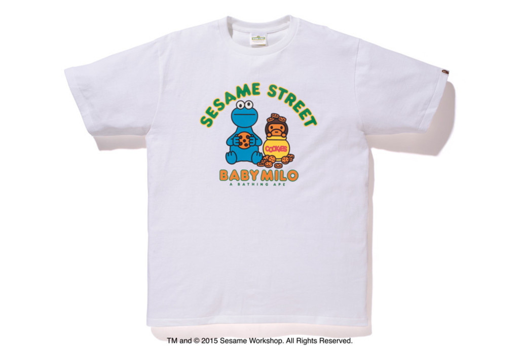 ア ベイシング エイプ×セサミ ストリート、コラボアイテム25日発売