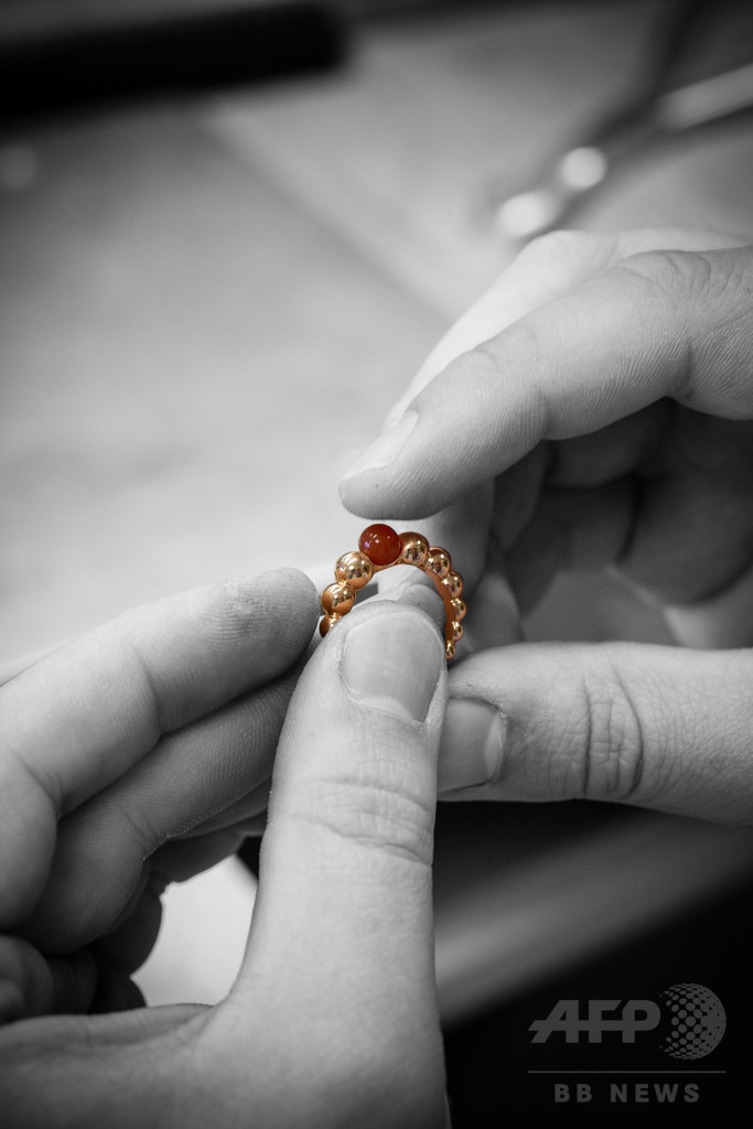 ヴァン クリーフ＆アーペル、「ペルレ」イベント開催