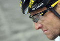 第92回ジロ・デ・イタリア（%%2009 Giro d&apos;Italia%%）第7ステージ（インスブルックからキアヴェンナ、244キロメートル）。チームコロンビア-ハイロード（%%Team Columbia-High Road%%）のエドヴァルド・ボアッソン（%%Edvald Boasson Hagen%%、ノルウェー）が、5時間56分53秒を記録してステージ優勝を飾った。写真は5時間57分51秒を記録してステージを142位で終えたアスタナ（%%Astana%%）のランス・アームストロング（%%Lance Armstrong%%）。（2009年5月15日撮影）(c)AFP/DAMIEN MEYER