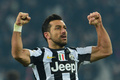 12-13イタリア・セリエAは26日、第22節の試合が各地で行われ、ユベントス（Juventus）はジェノア（Genoa CFC）と1-1で引き分けた。

後半9分に先制点を挙げガッツポーズを見せるユベントスのファビオ・クアリアレッラ（Fabio Quagliarella、2013年1月26日撮影）。(c)AFP/GIUSEPPE CACACE