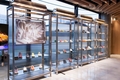 「オニツカタイガー（Onitsuka Tiger）」表参道店の内観。(c)Onitsuka Tiger