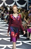 都内で発表された「ダイアン フォン ファステンバーグ（Diane von Furstenberg）」の14/15年秋冬コレクション（2014年3月19日撮影）。(c)AFP／Yoshikazu TSUNO