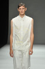 15年春夏「メルセデス・ベンツ ファッション・ウィーク 東京（Mercedes-Benz Fashion Week TOKYO）」で新作を発表した「ドレスドアンドレスド（DRESSEDUNDRESSED）」（2014年10月16日撮影）。(c)AFPBB News/JFWO/MBFWT