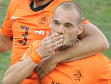 オランダ 日本を下し2連勝、スナイデルが決勝点 W杯 写真25枚