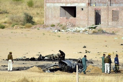 インド空軍機、パキスタン国境付近で墜落 原因は敵機ではなく鳥？