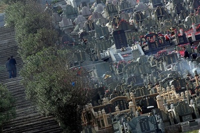 「死んだ花嫁」を販売、中国の墓泥棒に実刑判決