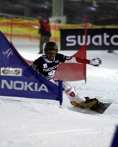 ボゼット W杯パラレル開幕戦の回転を制す