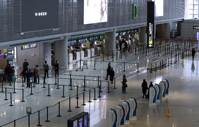 上海虹橋空港の国際線業務を一時停止、ウイルス流入阻止で 中国