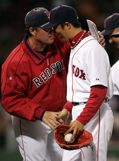 レッドソックス、新監督に元投手コーチのファレル氏が就任