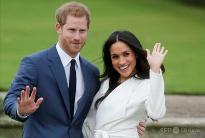 ヘンリー英王子夫妻は「私人」、チャールズ国王