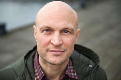 シリア人少年の渡航を手引き、ジャーナリストに有罪判決 スウェーデン