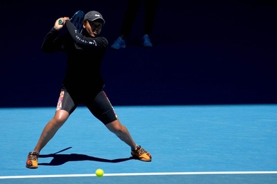 全豪OP開幕前日 大坂が会場で調整