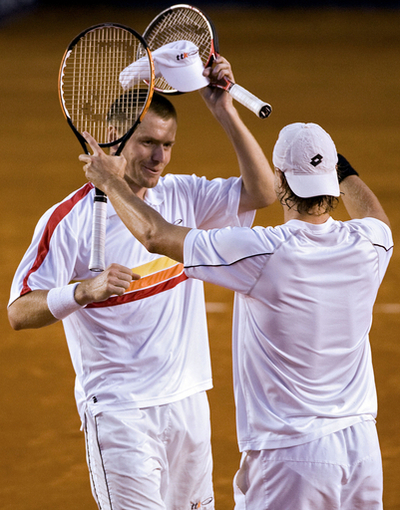 マラハ／メルティナク組 アビエルト・メヒカーノ・テルセル2008制す