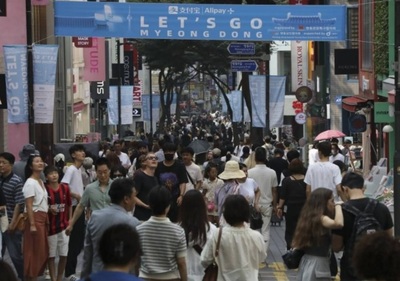 韓国「1日3万人」新型コロナ感染急増…防疫大転換「マルチデミックが来る」警告