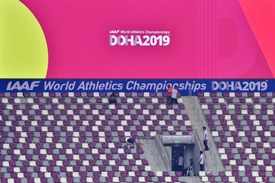 世陸ドーハ大会の空席問題、国際陸連会長は問題視せず