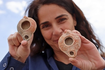 イスラエル史上最大級のランプ工房発掘 1600〜1700年前
