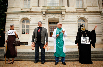 中絶反対派の男性、抗議活動中に射殺され死亡