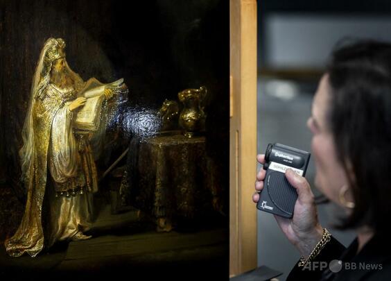 新たなレンブラント作品、最新技術で発見 オランダ