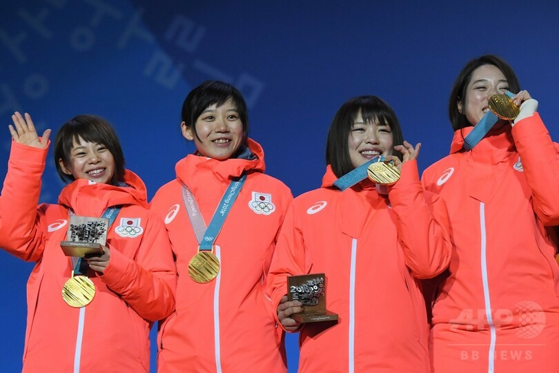 女子団体追い抜き制した日本に金メダル授与、 平昌五輪