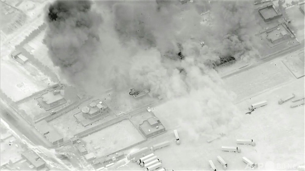 動画：米軍、イラクとシリアの国境付近で空爆 映像公開