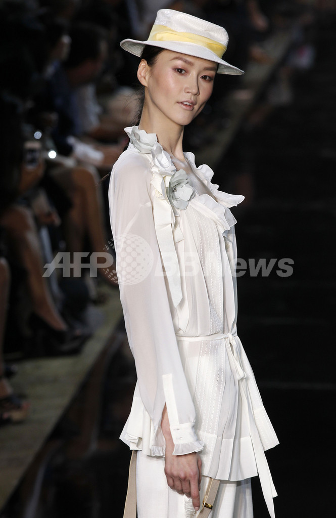 12年春夏パリコレクション＞ジョン・ガリアーノ 写真30枚 ファッション