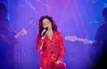 「ラテンアメリカ・ツアー（Latin American Tour）」を行っている歌手のグロリア・エステファン（Gloria Estefan）が10日、ウルグアイ・プンタデルエステ（Punta del Este）のコンラッドホテル（Conrad Hotel）でパフォーマンスを披露した（2009年4月10日撮影）。(c)AFP/MARIANA SUAREZ