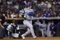 24MLB、ワールドシリーズ（7回戦制）、ニューヨーク・ヤンキース対ロサンゼルス・ドジャース。5回に安打を放ったロサンゼルス・ドジャースの大谷翔平（2024年10月29日撮影）。(c)Sarah Stier/Getty Images/AFP