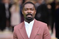 英ロンドンで、第1回「アースショット賞」授賞式会場に到着した俳優のデヴィッド・オイェロウォさん（2021年10月17日撮影）。(c)JUSTIN TALLIS / AFP