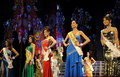 31日にタイ南東部パタヤ（Pattaya）で行われたニューハーフの美人コンテスト「ミスインターナショナルクイーン（Miss International Queen）2009」で、タレントのはるな愛（Haruna Ai）が優勝した。写真は、コンテストの様子（2009年10月31日撮影）。(c)AFP/Christophe ARCHAMBAULT

&lt;a href=&quot;http://www.youtube.com/user/afpbbnews#p/search/0/msYA5TpjOOs&quot; target=&quot;_blank&quot;&gt;&lt;b&gt;【参考】Youtubeで動画が見られます&lt;/b&gt;&lt;/a&gt;