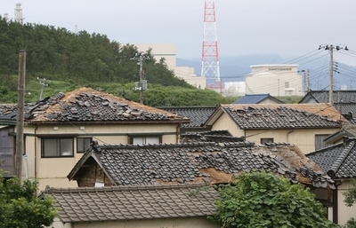 東電柏崎刈羽原発、放射汚染された衣類の保管容器が地震で転倒・開封