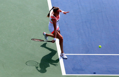 アザレンカがストレート勝利で準々決勝へ、W&Sオープン